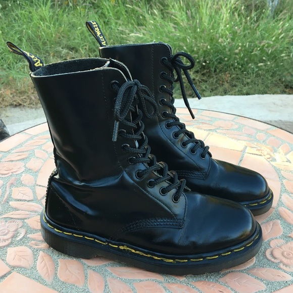 dr martens 1490 vintage